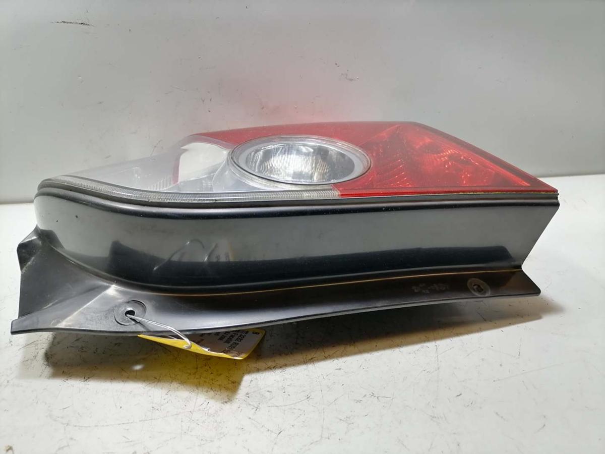 Hyundai Terracan Bj.2006 original R&uuml;cklicht R&uuml;ckleuchte Schlussleuchte rechts Facelift